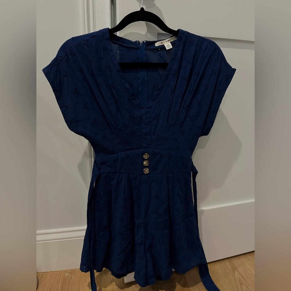 BUTTON ROMPER